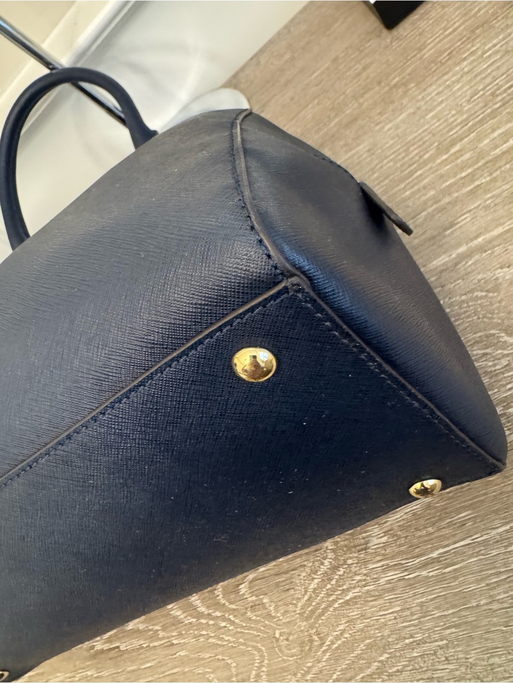 Michael Kors Navy Saffiano Dome Satchel with Gold Hardware. - Picture 9 of 12